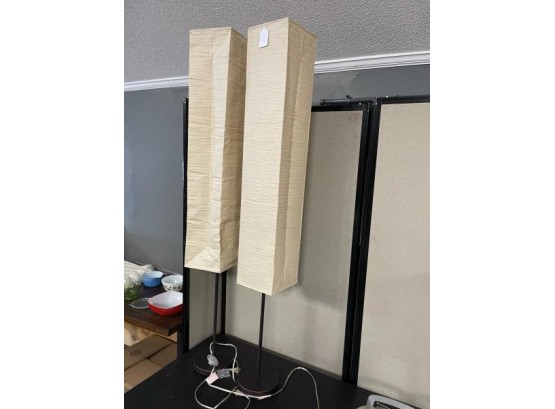 Lot Of 2: Floor Lamp (some Damage To Shades)