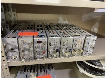 Osiloscope Tektronics Inserts: Amplifier, Differential Comparator