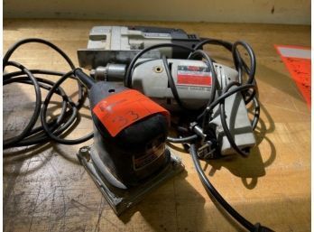Lot Of Power Tools: Craftsman Palm Grip Sander, Porter & Cable Saw, Skil Drill