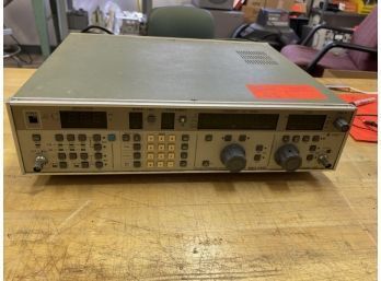FM/AM Standard Signal Generator M: MSG-2580, Megaro Electronics Corp, Toyko, Broken Power Button