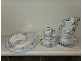 'Shelley' China, Partial Set, Pattern Is Blue Rock, Includes 4 Plates 8', 2 Demitasse Cups And Saucers, 4 Cups
