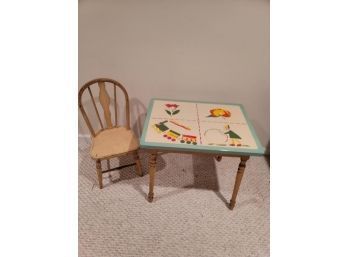 Child's Enamel Top Table And 1 Side Chair