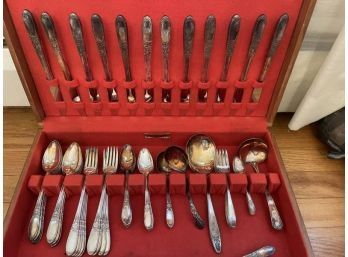 Plated Silver Flatware Set: Rogers, Misc Pieces