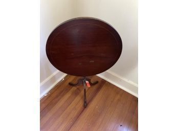 Round Tip Top Table, 24' Tall, 20' Diameter