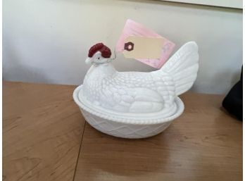 Milk Glass Rooster / Chicken Covered Dish