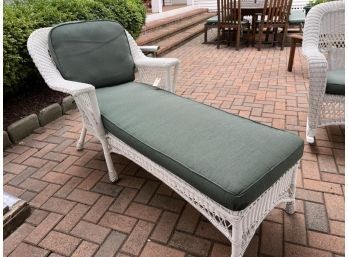 Outdoor Resin White Wicker Lounge With Cushion