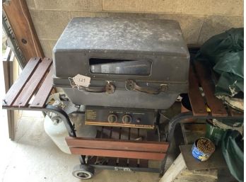 Grill, Fair Condition, Newer Looking Tank