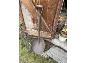 Vintage Pointed Shovel