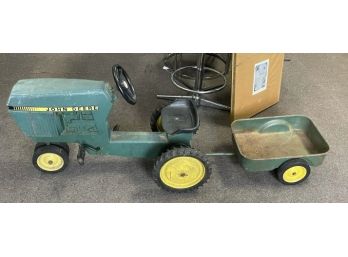 John Deere Kids Toy Tractor W/ Cart