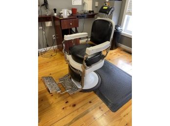 Koken Companies, St Louis Metal Barber Chair Functional