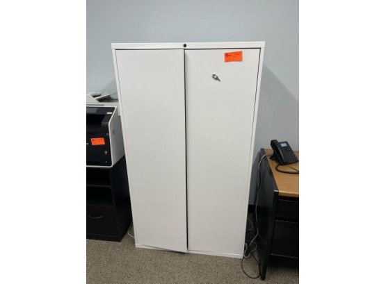 Metal 2 Door Cabinet 3'Lx18'Dx63'T W/ Key