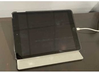 IPad 6th Generation 128GB, M: MR752LL/A, With Cord, Case & Powers Up