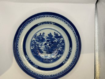 Nanking Chinese Export Blue And White Dish, Early 19th Century