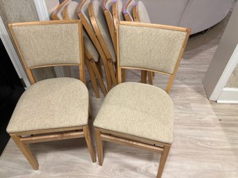 Set Of 6 Beautiful Wood Folding Chairs
