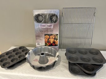 Bakeware 8 Pieces As Pictured