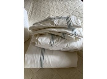 Pottery Barn King  Duvet And Sheet Set With Blue Stripe