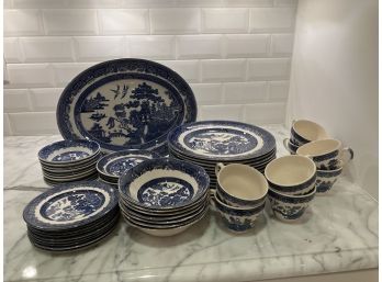 Johnson Bros. Blue Willow China/Dinnerware