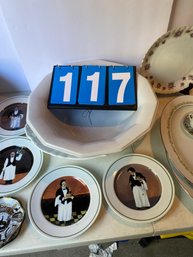 Lot 117 - Assorted Dishes And Bowls.