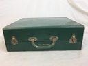 Really Neat Vintage Lighting Kit In Green Metal Box