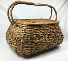 Vintage Wicker Picnic Basket