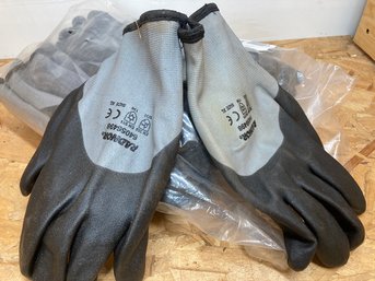 Bulk Package Of Extra Large Heavy Duty Work Gloves