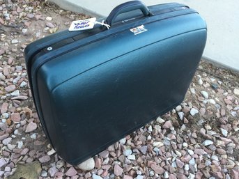 Nice Condition Green Hard Case Samsonite Suitcase