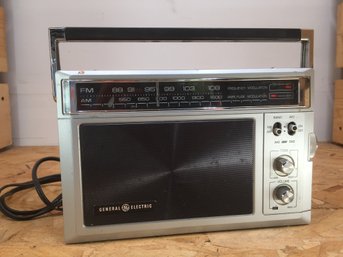 GE Brand Portable Radio