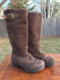 Brown Suede Croc Boots- Cute & Comfy- Size 8