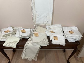 Big Collection Of Decorative Napkins & Tablecloth Sets, See Photos