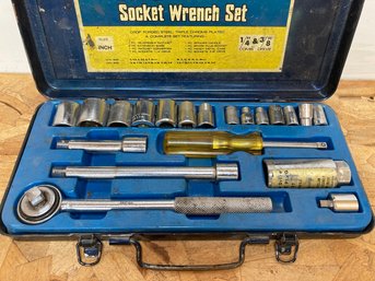 21 Piece Socket Wrench Set