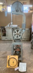 Delta Double Duty 14 Inch Bandsaw 980, Wood & Metal Cutting, Assorted Blades, Directions, & Stand (see Photos)