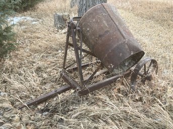 Antique Cement Mixer On Steel Wheel Cart No Motor (see Photos)