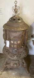 Beautiful Big Antique Great Western Oak Ornate Cast-iron Stove With Mika Door (leg & Pieces Inside)