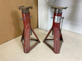Two Jackstands