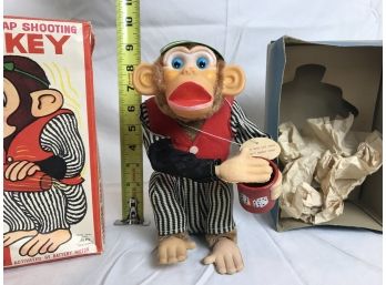 Clean And Cool Vintage CRAGSTAN CRAP SHOOTING MONKEY With Dice In Original Box (Clean Battery Compartment)