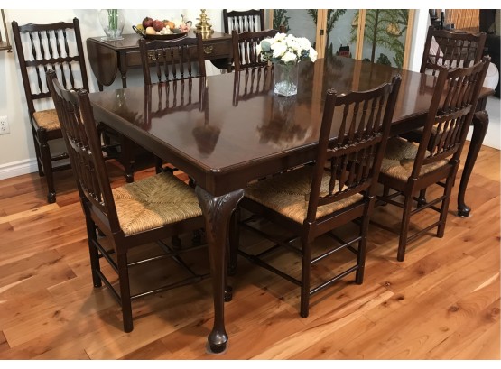 Stunning Stickley Mahogany Dining Table With 3 Leafs And 8 Beautiful Chairs With Woven Seats