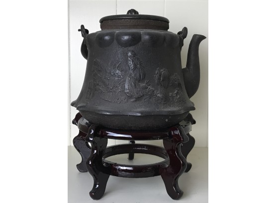 Stunning Cast Iron Tea Pot With Oriental Design Cranes