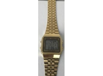 MENS GOLD WATCH - CASIO 3437 A5000W- SEE PHOTOS FOR CONDITION