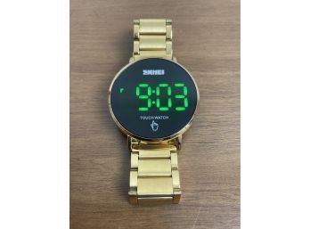 Skmei 1550 Gold Watch- See Photos For Condition