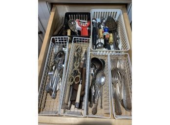Contents Of The Silverware Drawer (see Photos)