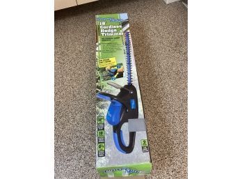 Power Glide 18' Cordless Hedge Trimmer In Box
