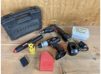 Handy Craftsman Cordless Drill Set With Accessories Shown In Photos