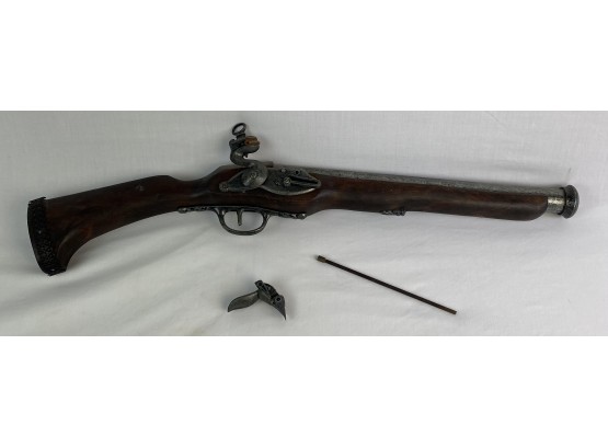Antique (non-functional) Replica Gun With Parts