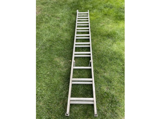 Medium Duty Aluminum Extension Ladder