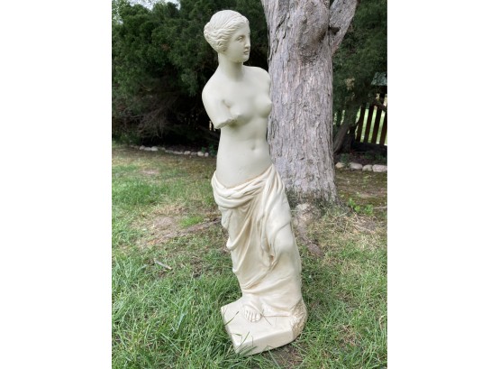 Venus De Milo Sculpture Cast 28 Inches Tall Yard Art