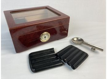 Cool Cigar Humidor With A Sleep Silver Ashtray & Cigar Carrying Case ( See Photos)