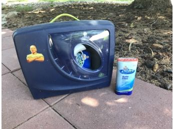 Mr. Clean Car Washing Kit