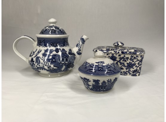Tea Pot And Two Dishes With Lids- See Photos