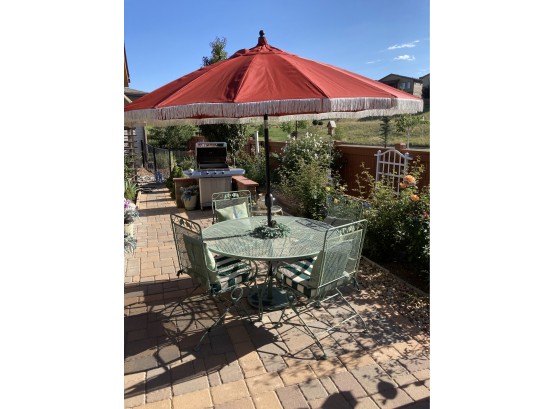 Green Metal Patio Set With Red Shade Umbrella & 4 Chairs- See Photos For Condition