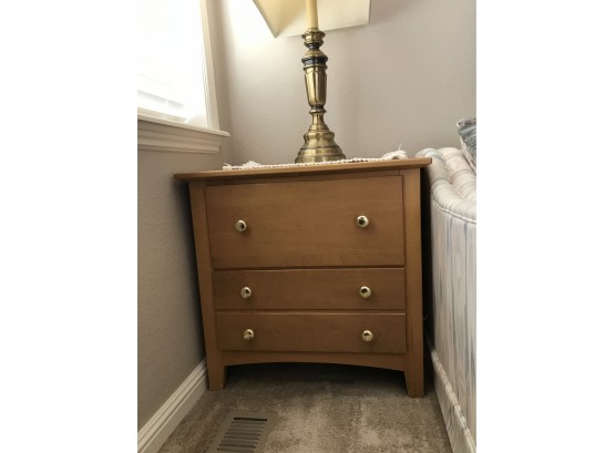 Set Of Two Stanley Furniture Side Tables With Pull Out Drawers-See Photos FoSee Photos For Details